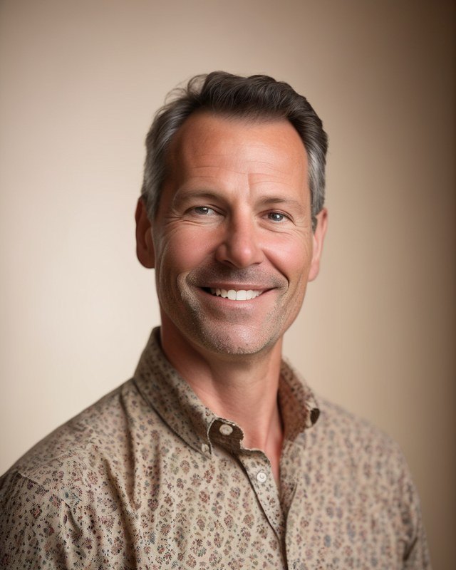 Tobias Mathis